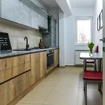 Amalia - Quiet 1br With Parking & Wi-fi *