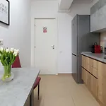 Amalia - Quiet 1br With Parking & Wi-fi Daire Bükreş