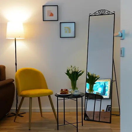 Apartment Amalia - Quiet 1br With Parking & Wi-fi
