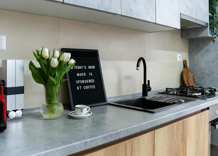 Amalia - Quiet 1br With Parking & Wi-fi *