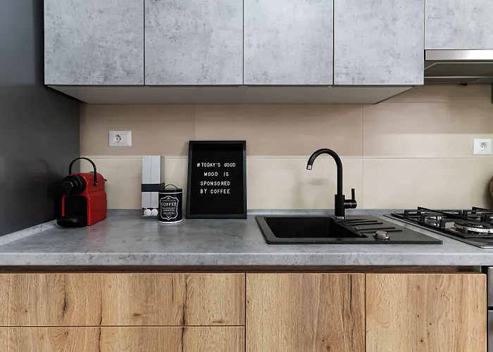 Amalia - Quiet 1br With Parking & Wi-fi * Bukarest