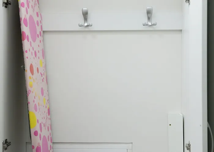 Amalia - Quiet 1br With Parking & Wi-fi Апартаменты *