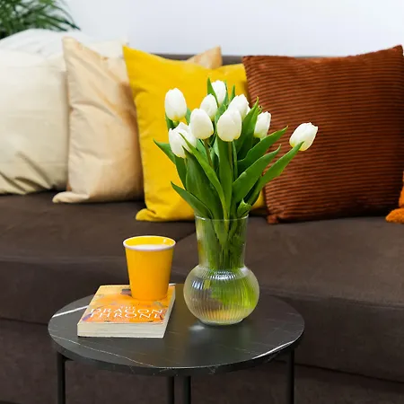 Amalia - Quiet 1br With Parking & Wi-fi * Бухарест