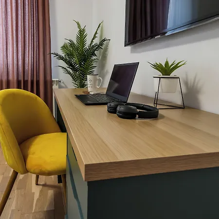 Апартаменты Amalia - Quiet 1br With Parking & Wi-fi *