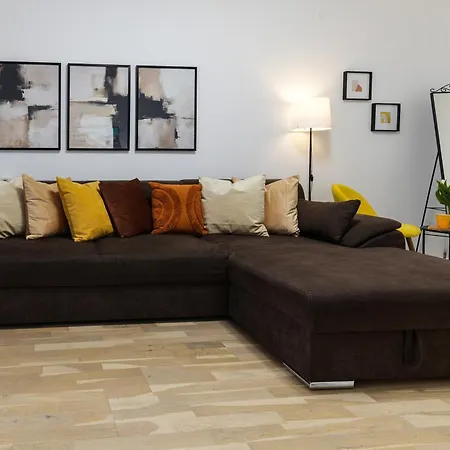 Amalia - Quiet 1br With Parking & Wi-fi