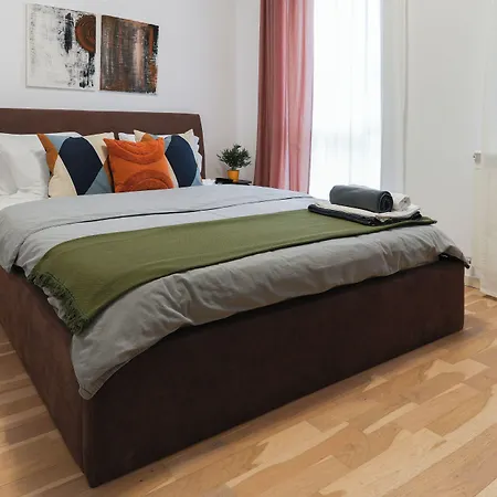 Amalia - Quiet 1br With Parking & Wi-fi דירה *