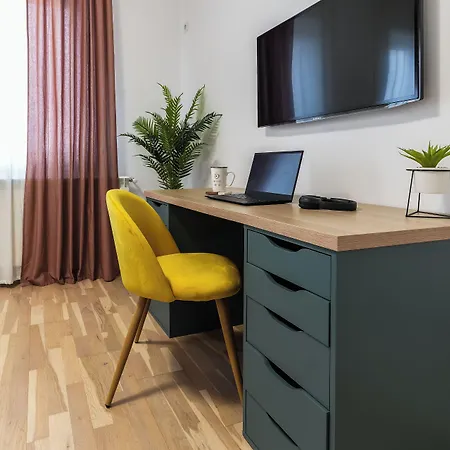 Amalia - Quiet 1br With Parking & Wi-fi * בוקרשט