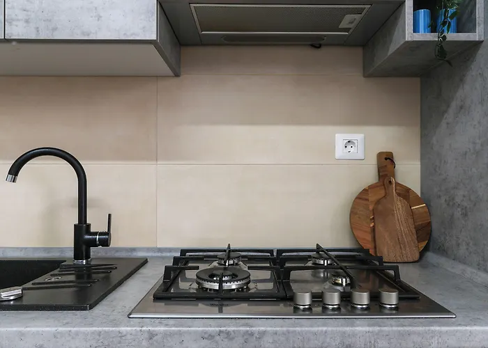 Amalia - Quiet 1br With Parking & Wi-fi Lägenhet *