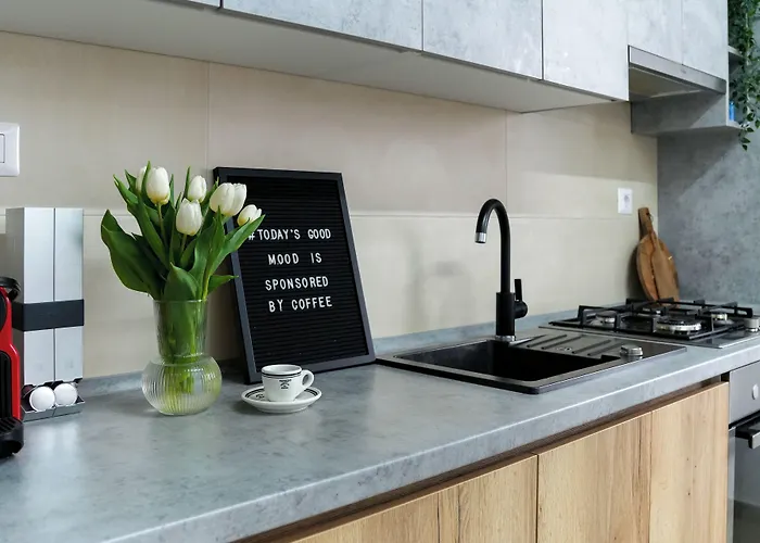 Amalia - Quiet 1br With Parking & Wi-fi *